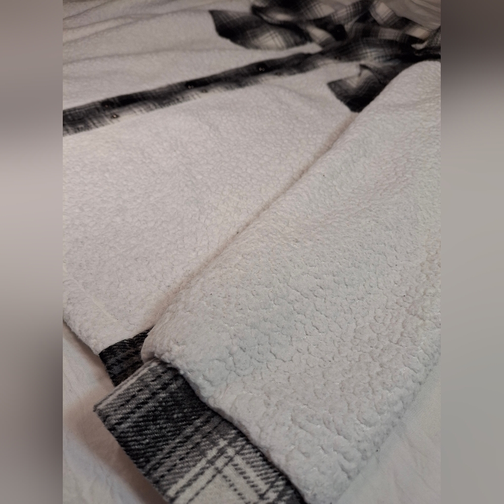 Flannel And Polyester Button Up Jacket - image 4